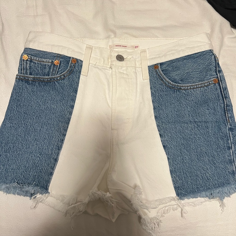 Levi Shorts